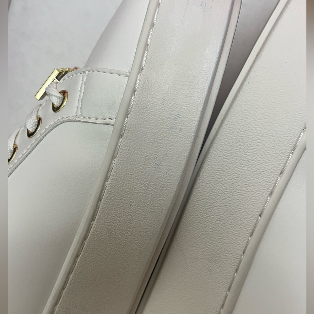 ‼️SOLD‼️🆕Michael Kors Sneakers | Size 7 - Picture 15 of 16